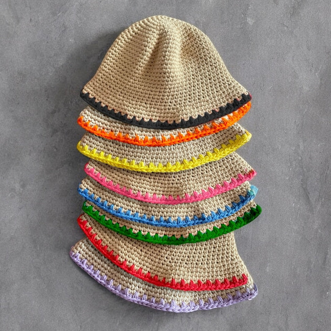 Le Chapeau - DISPONIBLE JUSQU’AU 15 DÉCEMBRE