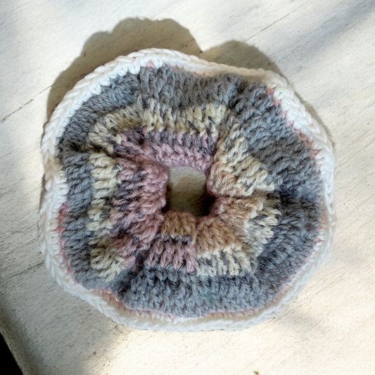 Wool scrunchie #4